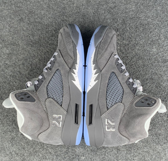 Air Jordan 5 ‘Wolf Grey’ (2026)