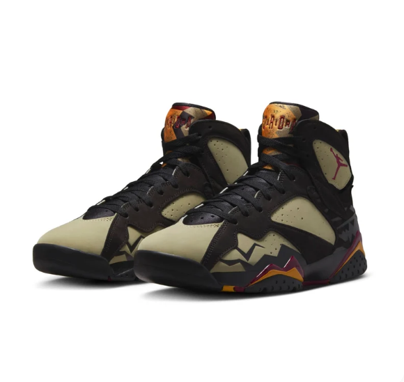 Air Jordan 7 Retro 'Black Olive' Sneakers DN9782-001