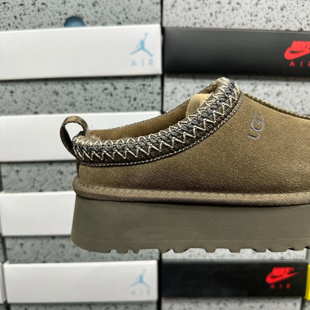 UGG Tazz Platform Slipper – Suede Mule with Shearling Lining, Grey & Silver Braided Collar Trim & Chunky Tonal Platform Sole in Olive