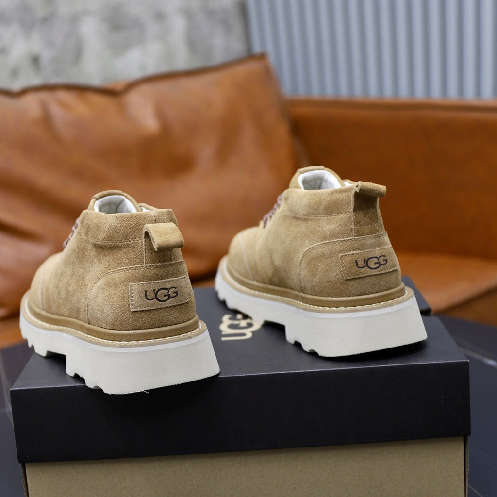 UGG Sand Suede Lace-Up Casual Shoes