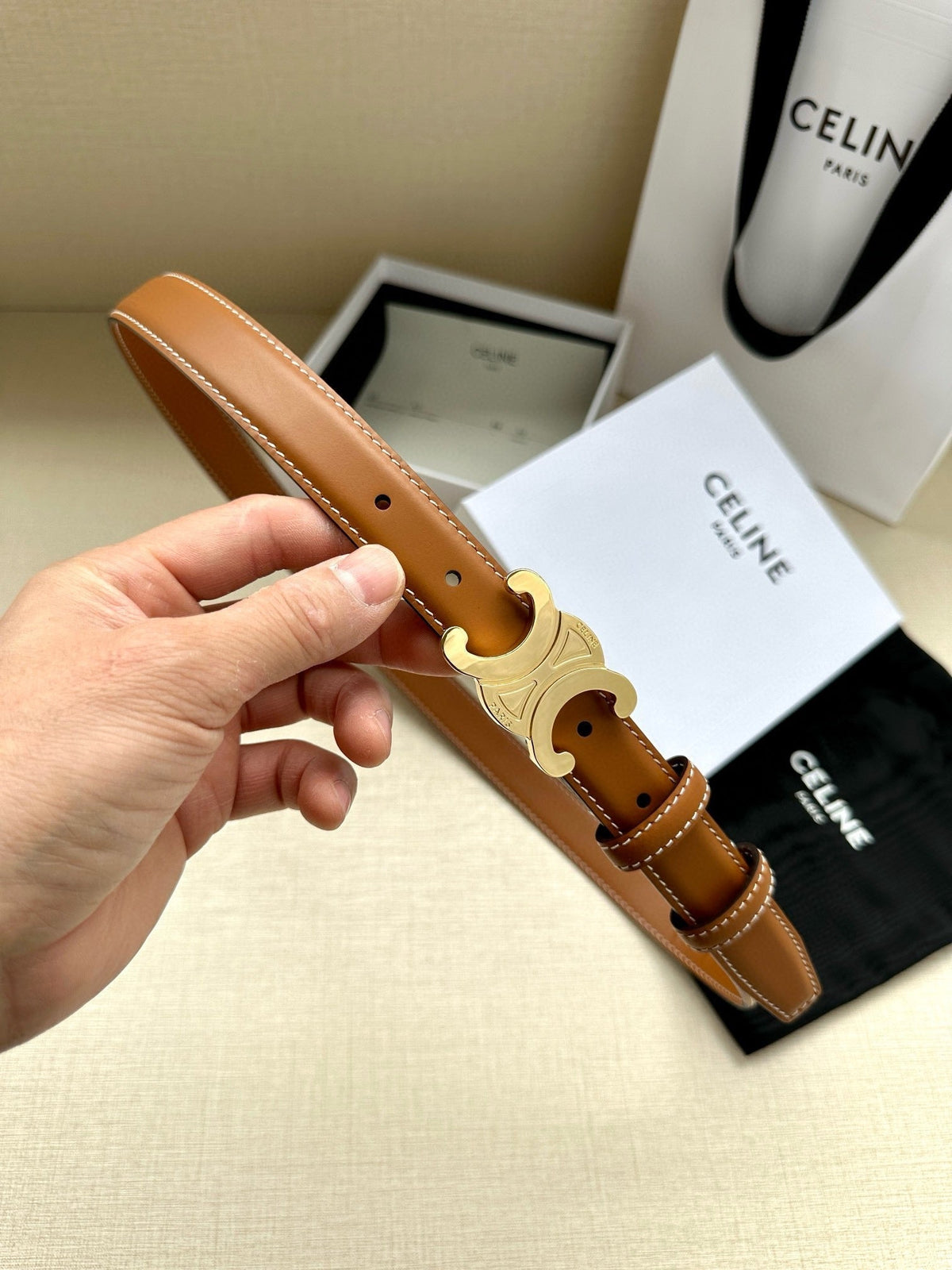 CELINE 25S BELT TRIOMPHE TAURILLON 25MM IN CARAMEL CALFSKIN 557500