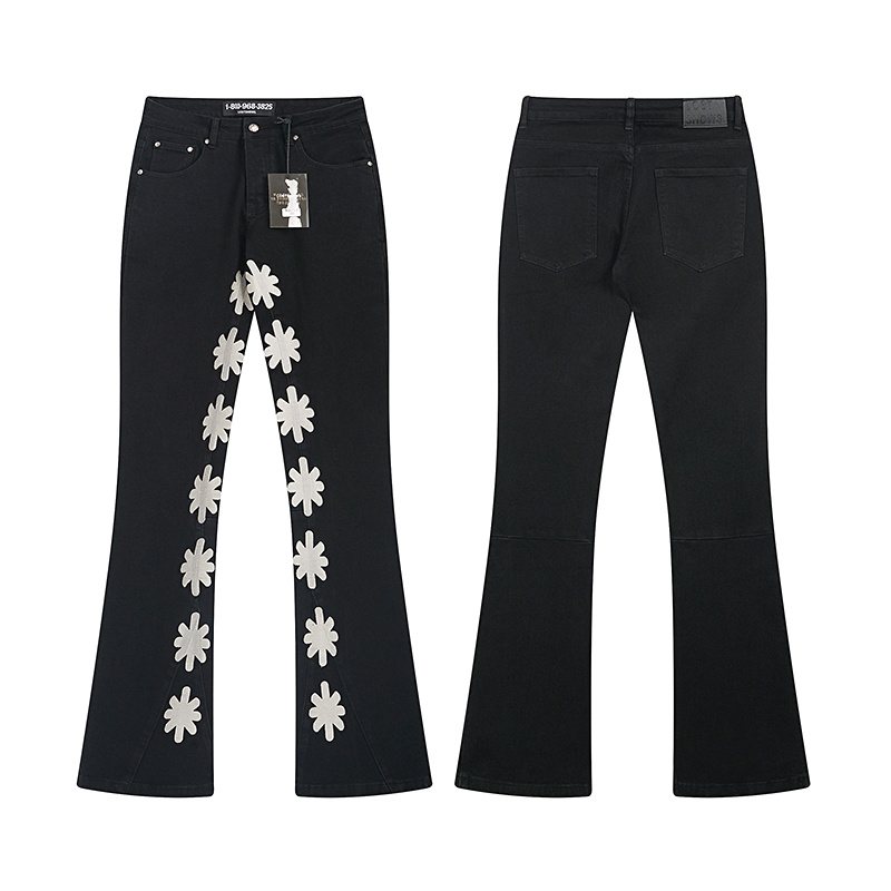 LOSTSHDWS Floral Applique Flared Jeans
