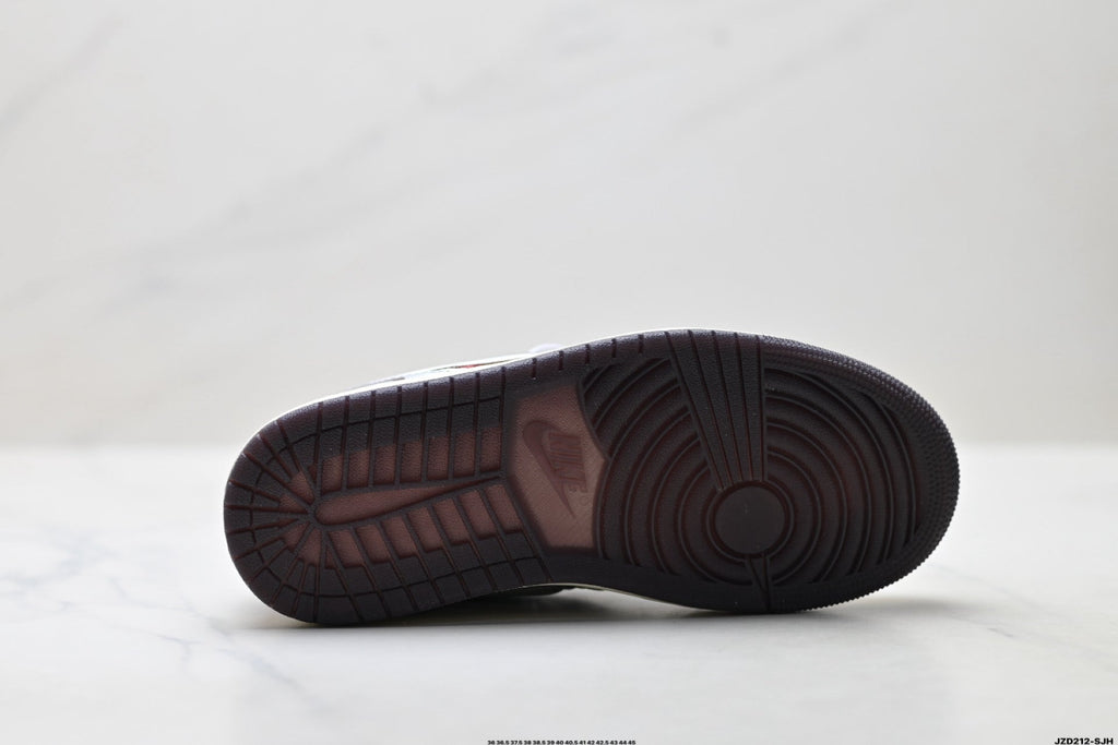 Nike Low-Top Sneakers Burgundy Silver Unisex Collaboration Edition Style 12