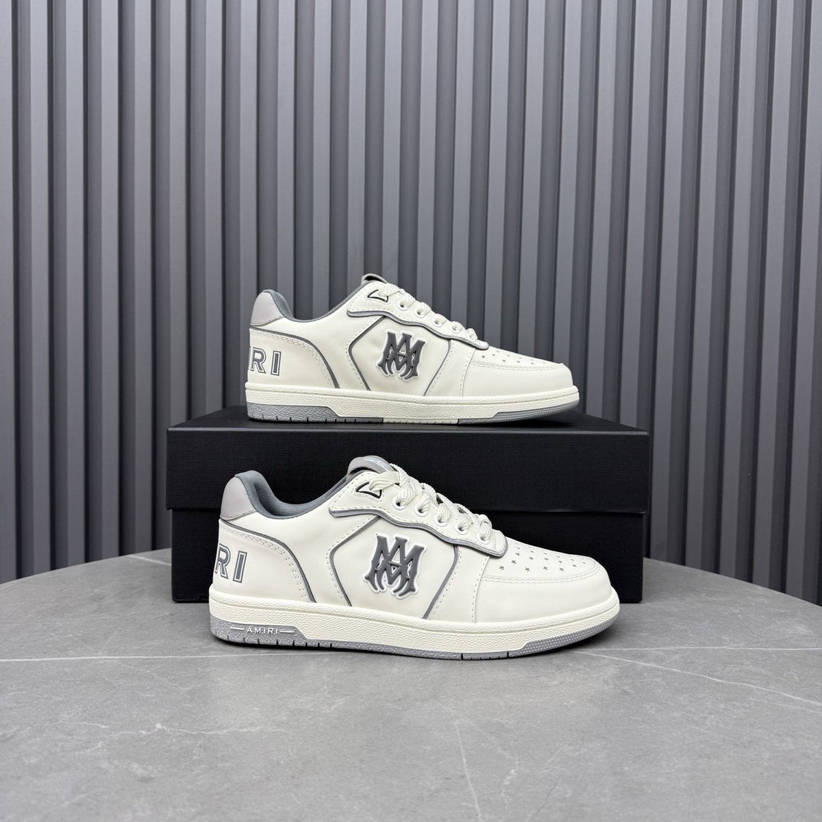 Amiri Contrast Panel Low-Top Sneakers
