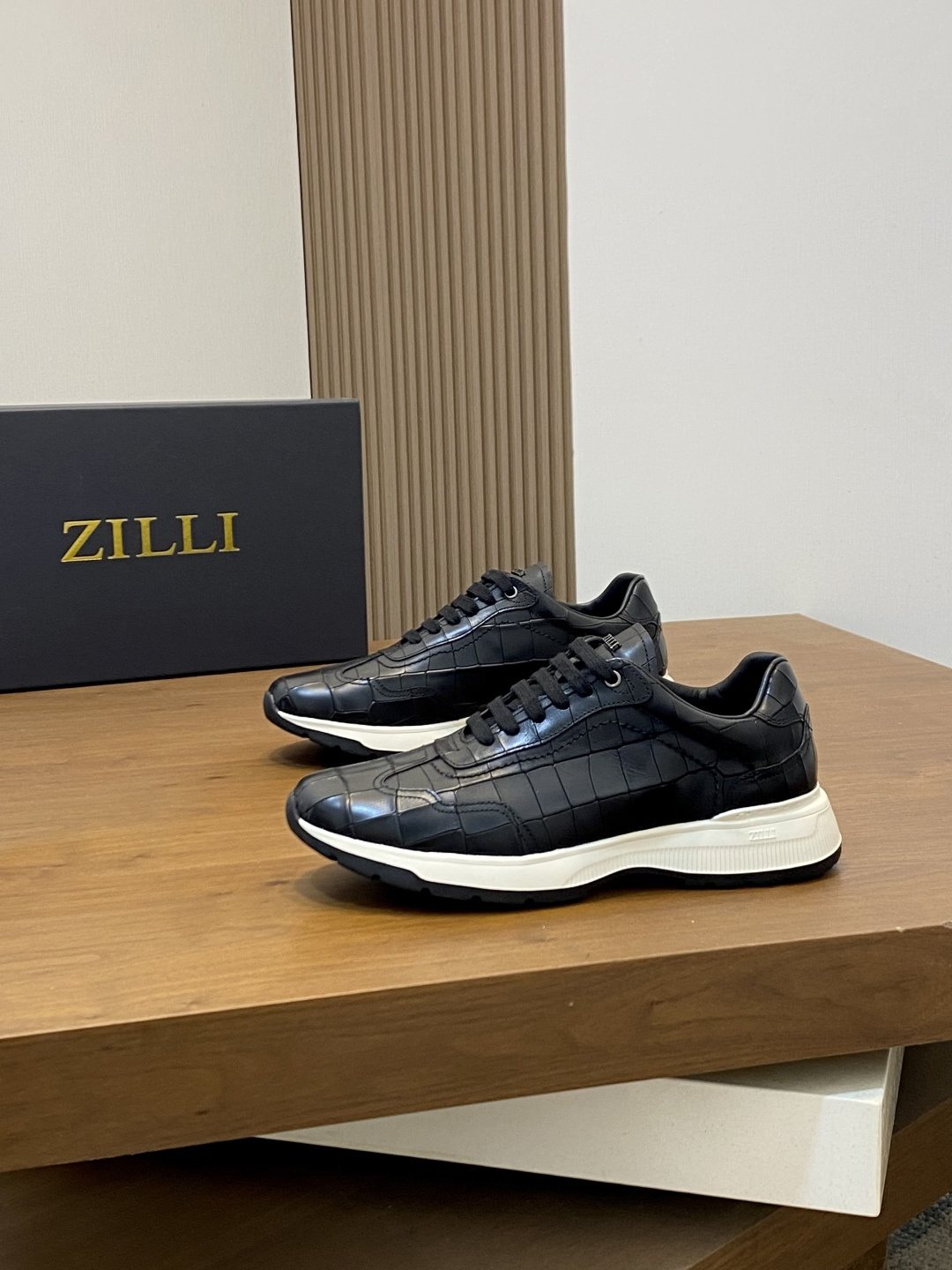 ZILLI Textured Low-Top Sneakers